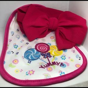 SmileyFaith Bib&Bow “Yummy Lollipop”